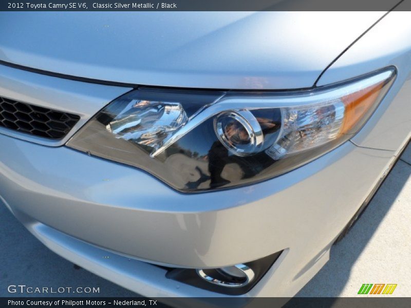 Classic Silver Metallic / Black 2012 Toyota Camry SE V6