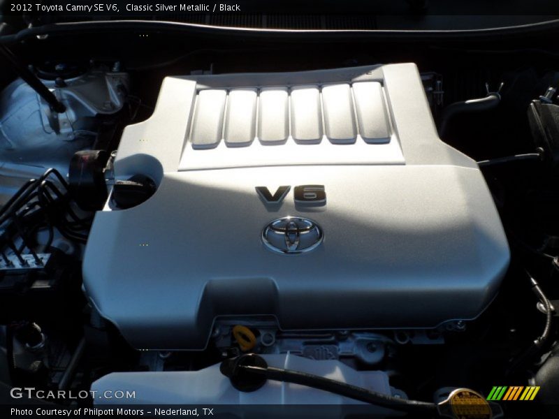 Classic Silver Metallic / Black 2012 Toyota Camry SE V6