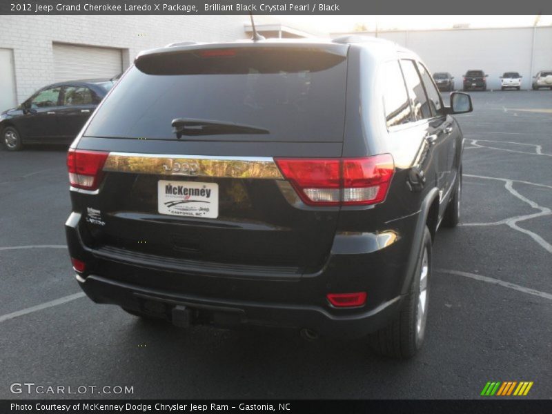 Brilliant Black Crystal Pearl / Black 2012 Jeep Grand Cherokee Laredo X Package