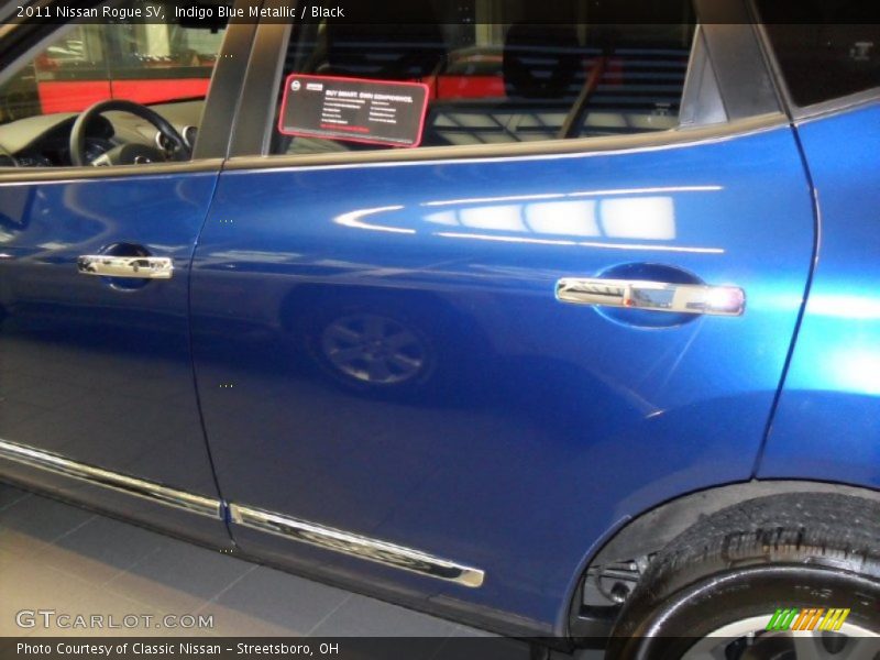 Indigo Blue Metallic / Black 2011 Nissan Rogue SV