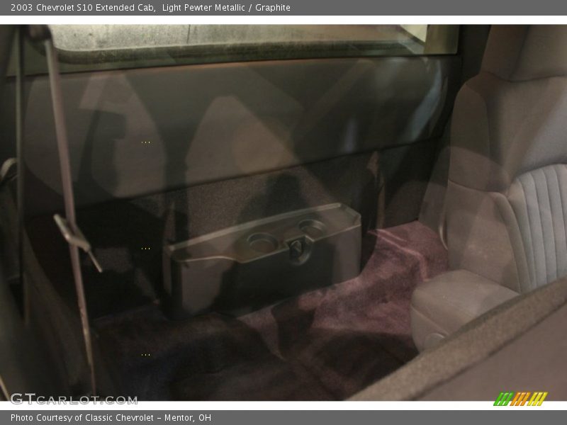 Light Pewter Metallic / Graphite 2003 Chevrolet S10 Extended Cab