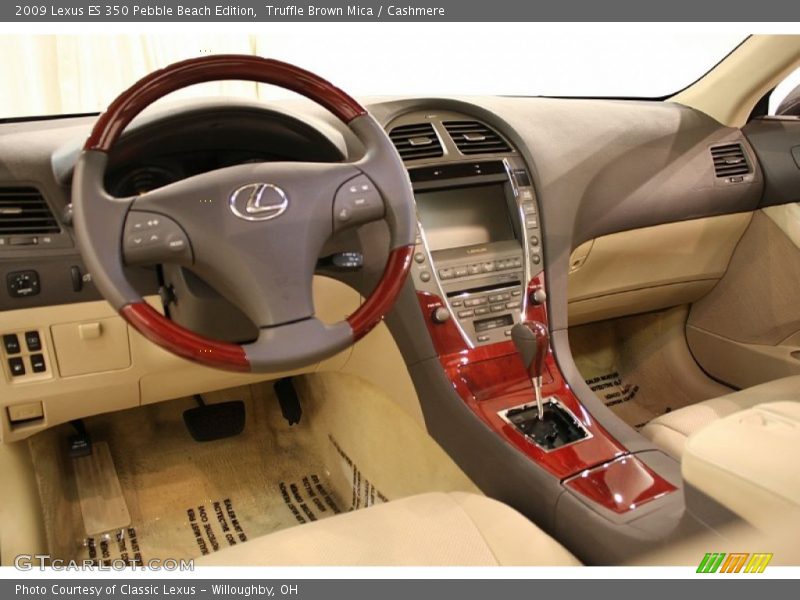 Dashboard of 2009 ES 350 Pebble Beach Edition