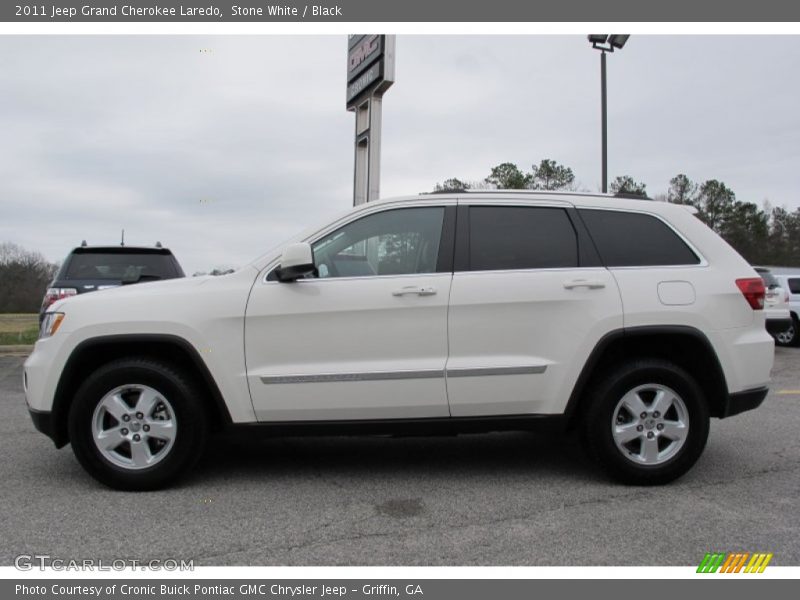 Stone White / Black 2011 Jeep Grand Cherokee Laredo