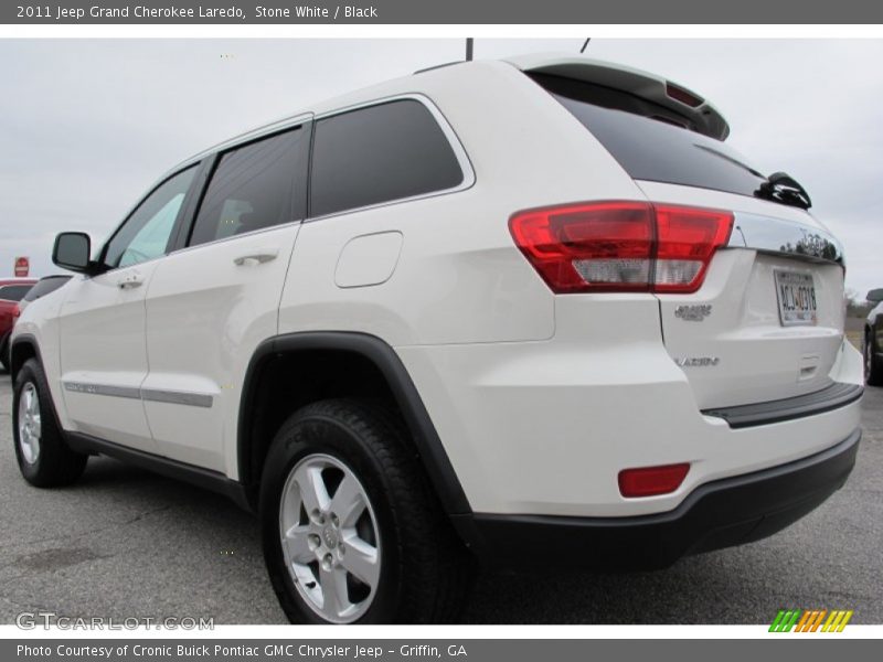 Stone White / Black 2011 Jeep Grand Cherokee Laredo