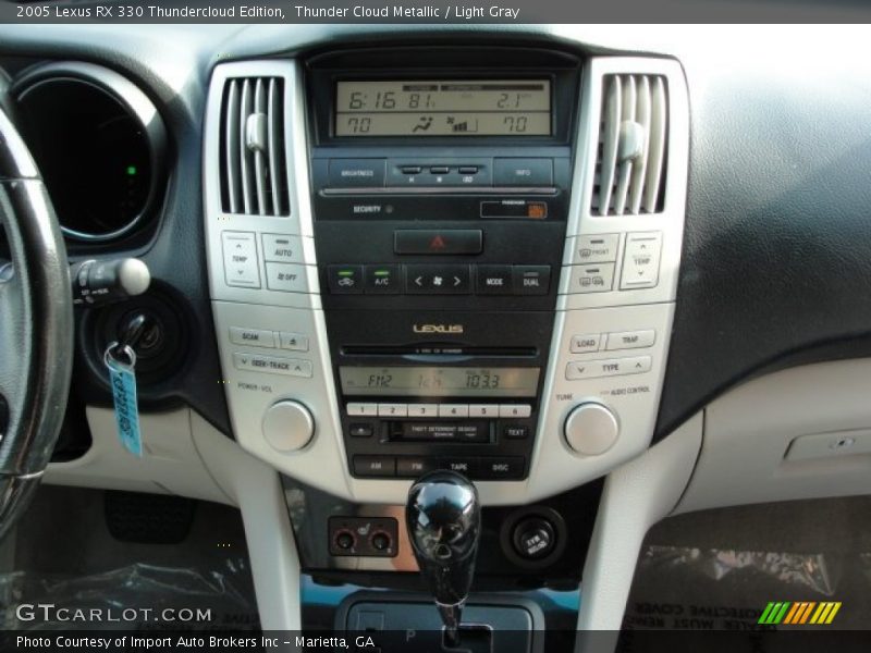 Controls of 2005 RX 330 Thundercloud Edition