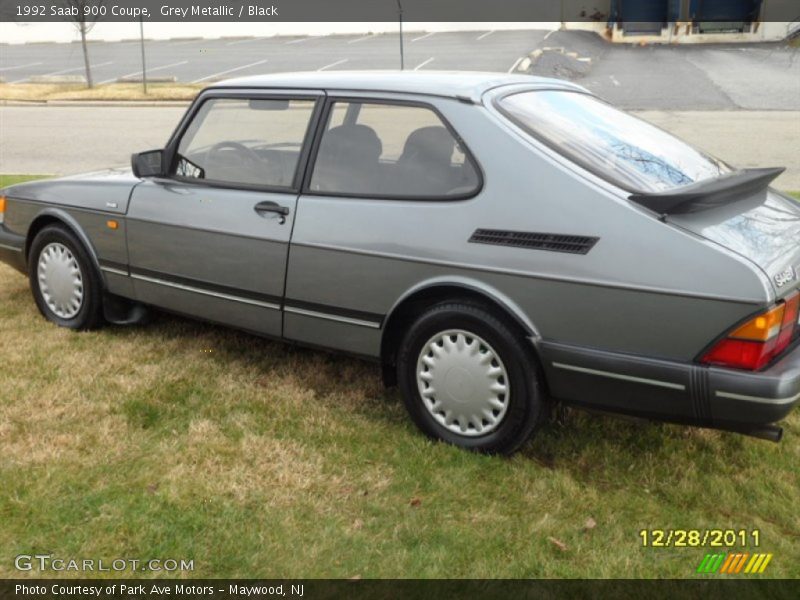 Grey Metallic / Black 1992 Saab 900 Coupe