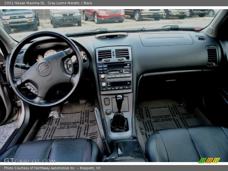 Gray Lustre Metallic / Black 2001 Nissan Maxima SE