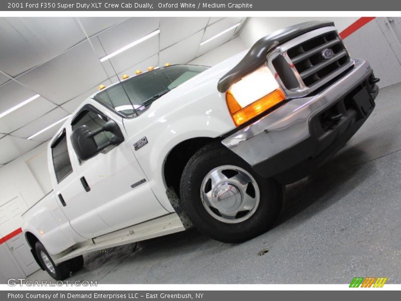 Oxford White / Medium Graphite 2001 Ford F350 Super Duty XLT Crew Cab Dually