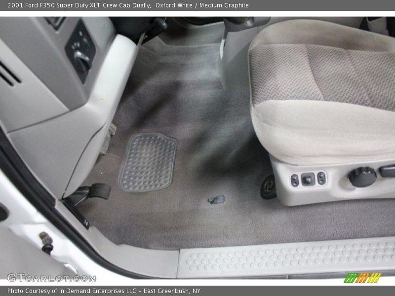 Oxford White / Medium Graphite 2001 Ford F350 Super Duty XLT Crew Cab Dually
