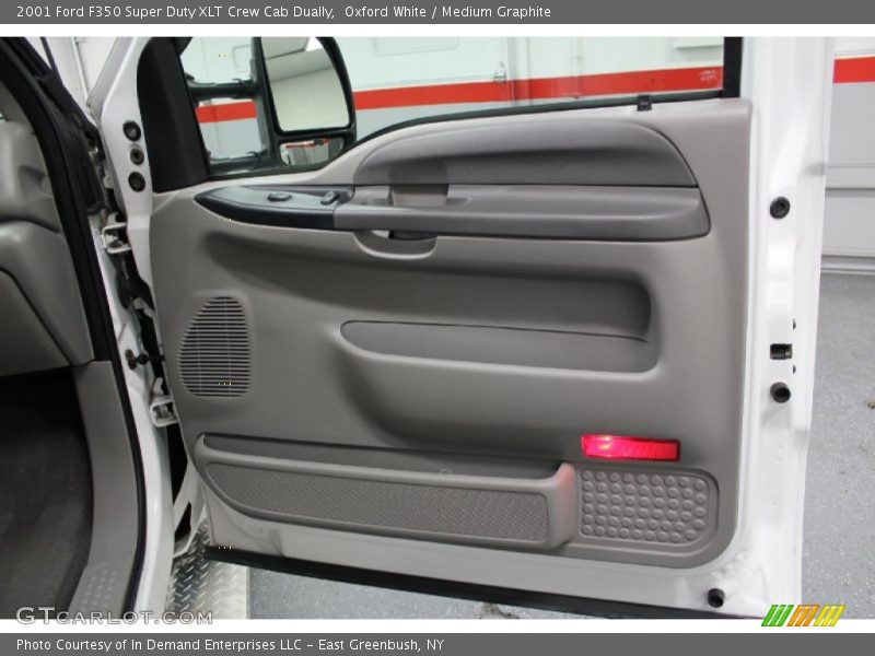 Door Panel of 2001 F350 Super Duty XLT Crew Cab Dually