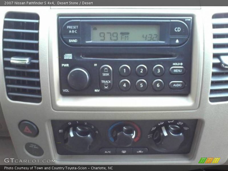 Desert Stone / Desert 2007 Nissan Pathfinder S 4x4