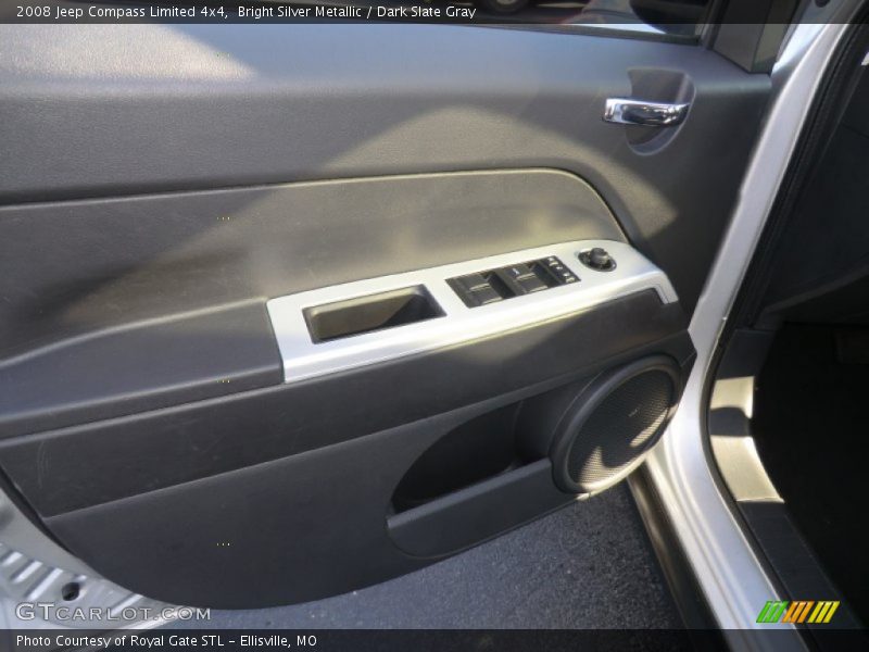 Bright Silver Metallic / Dark Slate Gray 2008 Jeep Compass Limited 4x4