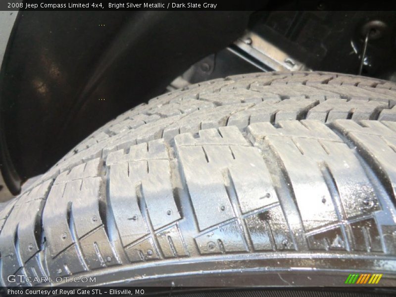 Bright Silver Metallic / Dark Slate Gray 2008 Jeep Compass Limited 4x4