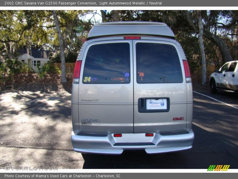 Light Autumnwood Metallic / Neutral 2002 GMC Savana Van G1500 Passenger Conversion