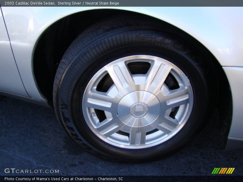 Sterling Silver / Neutral Shale Beige 2003 Cadillac DeVille Sedan