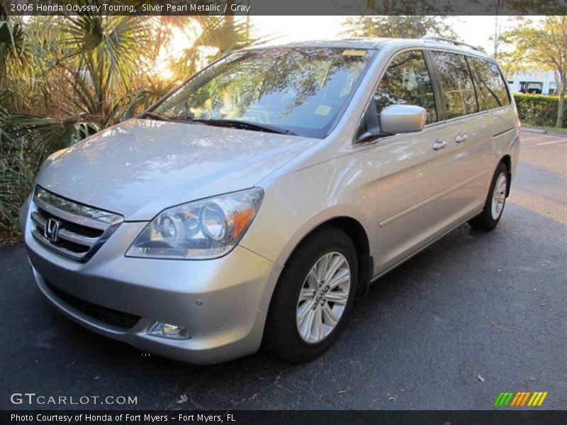 Silver Pearl Metallic / Gray 2006 Honda Odyssey Touring