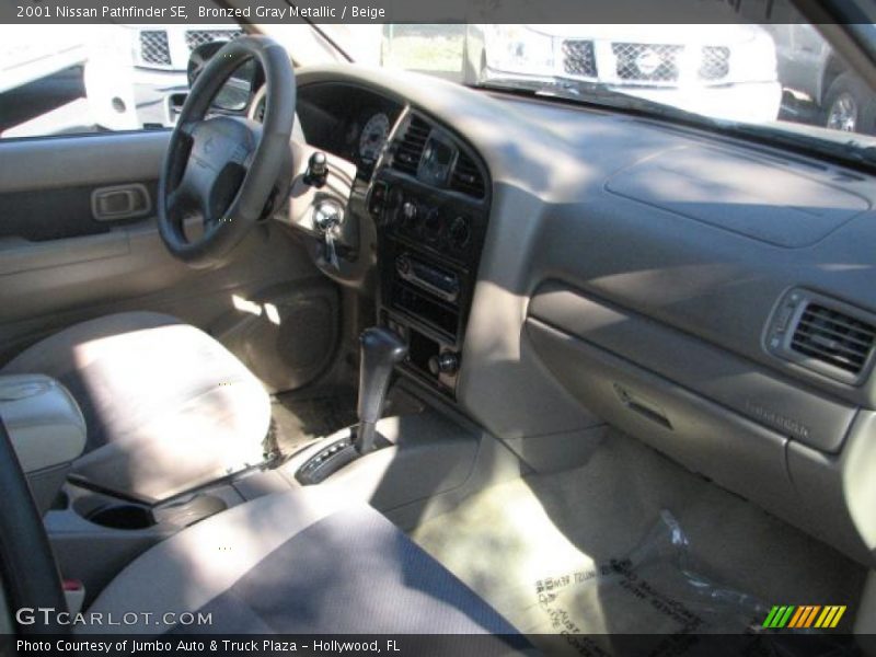 Bronzed Gray Metallic / Beige 2001 Nissan Pathfinder SE