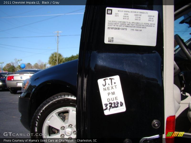 Black / Gray 2011 Chevrolet Impala LS