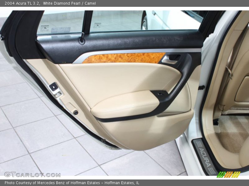 White Diamond Pearl / Camel 2004 Acura TL 3.2