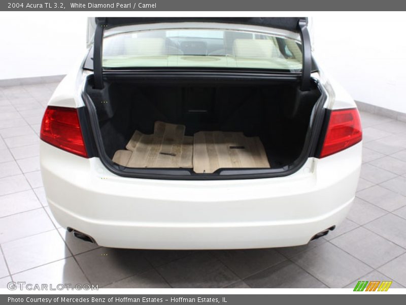 White Diamond Pearl / Camel 2004 Acura TL 3.2