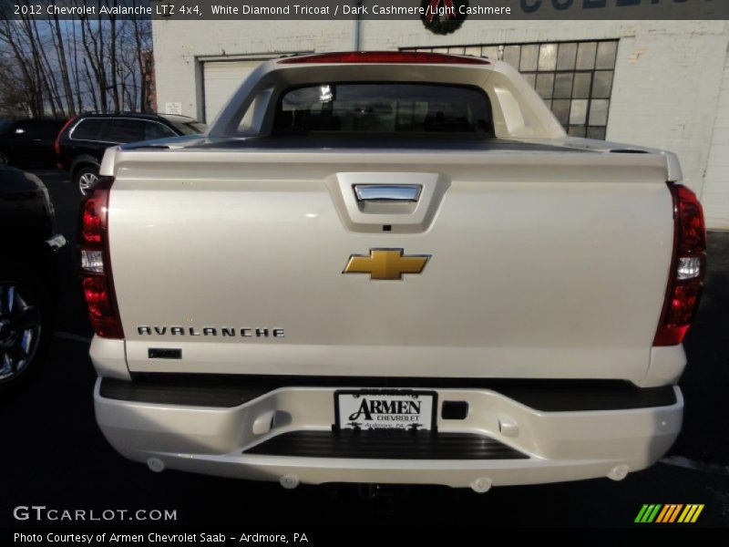 White Diamond Tricoat / Dark Cashmere/Light Cashmere 2012 Chevrolet Avalanche LTZ 4x4