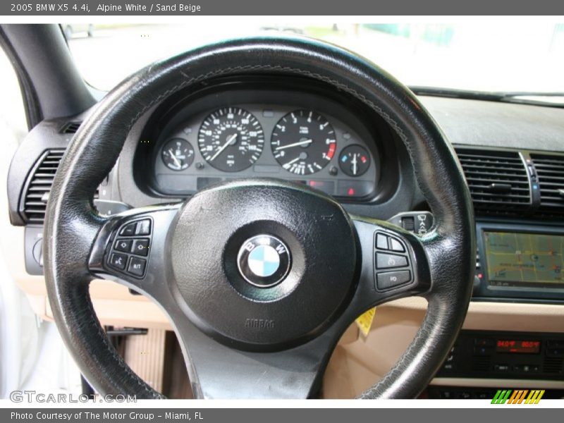 Alpine White / Sand Beige 2005 BMW X5 4.4i