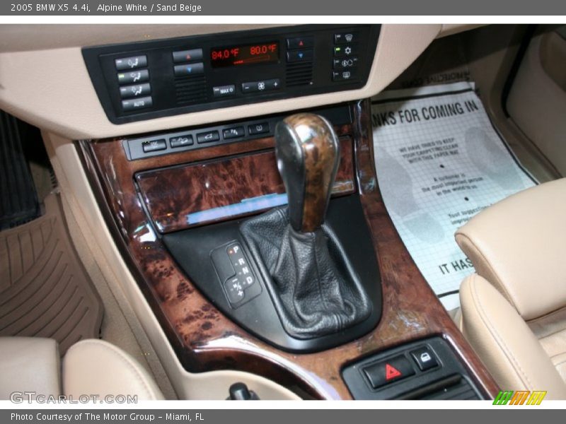 Alpine White / Sand Beige 2005 BMW X5 4.4i
