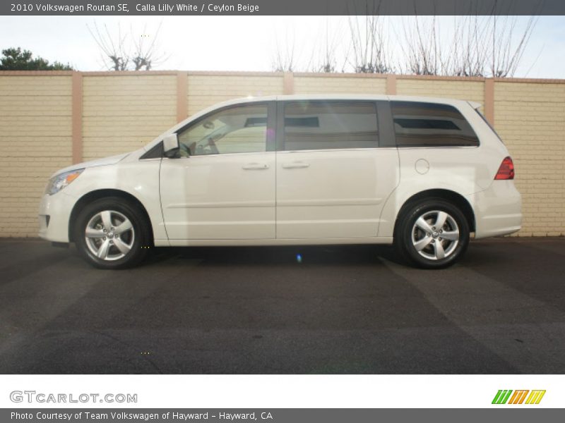 Calla Lilly White / Ceylon Beige 2010 Volkswagen Routan SE