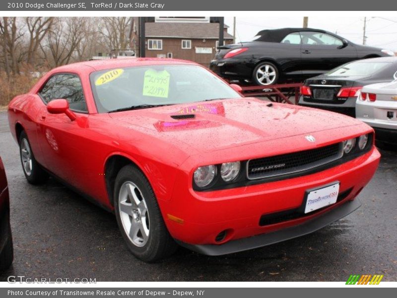 TorRed / Dark Slate Gray 2010 Dodge Challenger SE