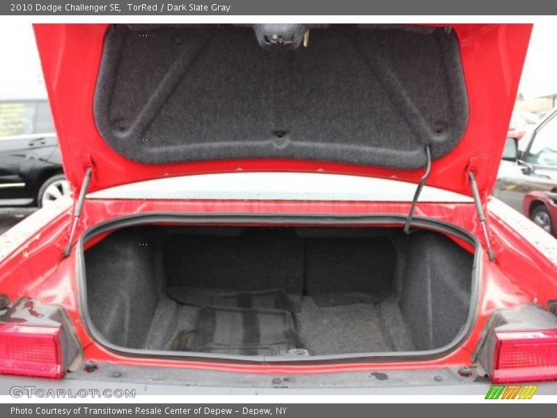 TorRed / Dark Slate Gray 2010 Dodge Challenger SE
