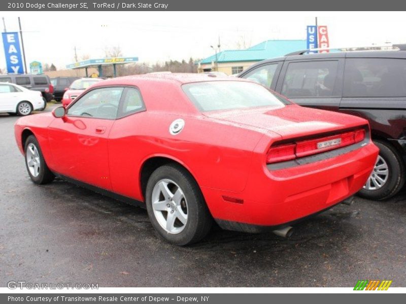 TorRed / Dark Slate Gray 2010 Dodge Challenger SE