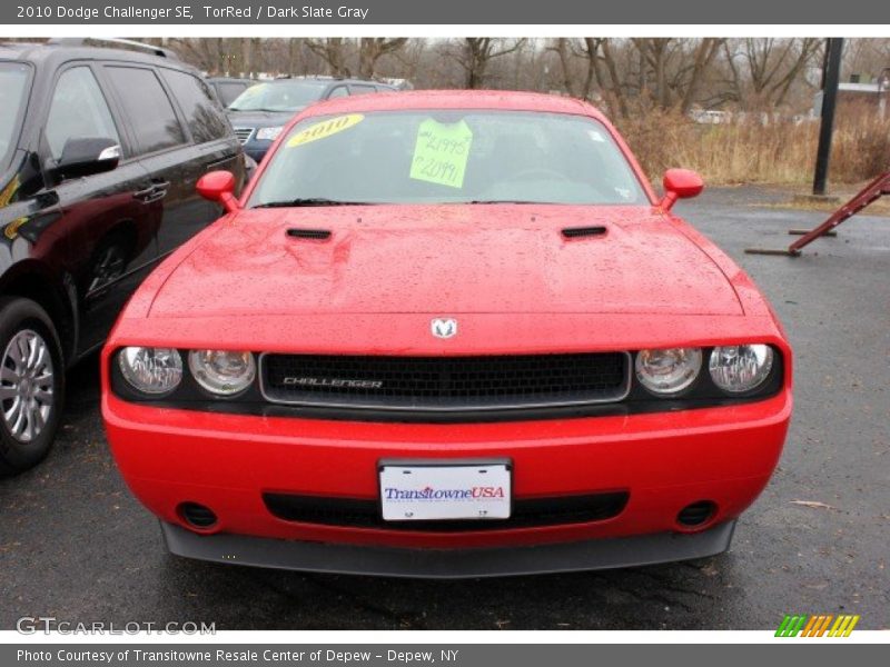 TorRed / Dark Slate Gray 2010 Dodge Challenger SE