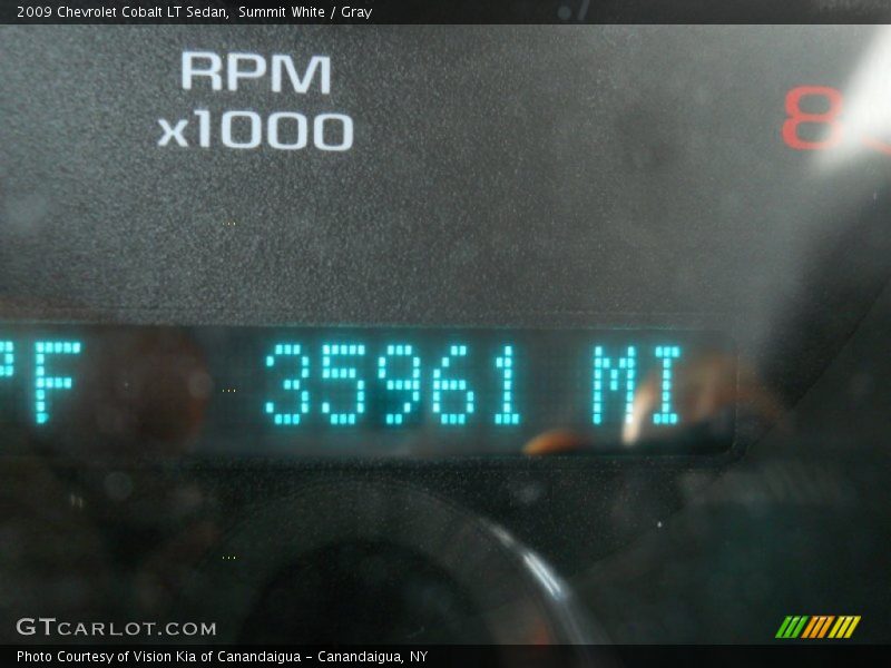 Summit White / Gray 2009 Chevrolet Cobalt LT Sedan