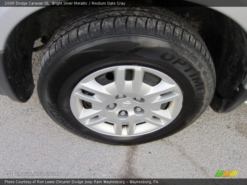 Bright Silver Metallic / Medium Slate Gray 2006 Dodge Caravan SE