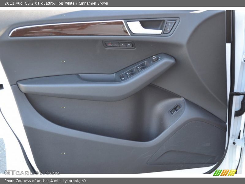 Ibis White / Cinnamon Brown 2011 Audi Q5 2.0T quattro