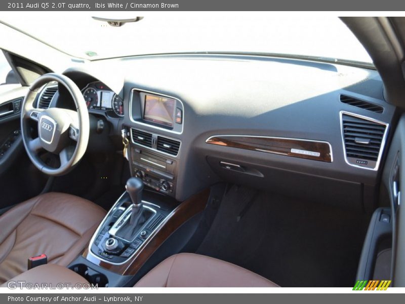 Ibis White / Cinnamon Brown 2011 Audi Q5 2.0T quattro