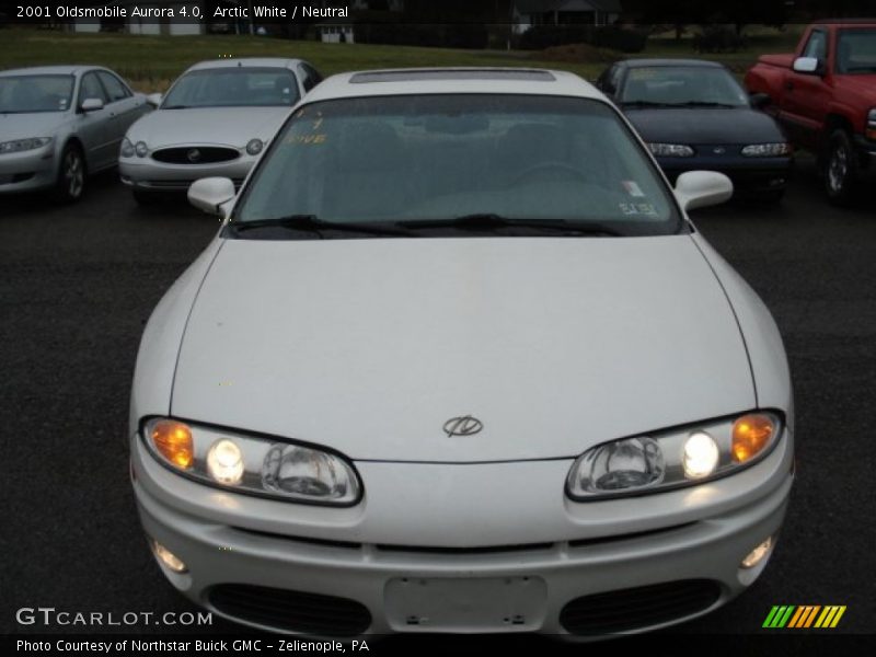 Arctic White / Neutral 2001 Oldsmobile Aurora 4.0