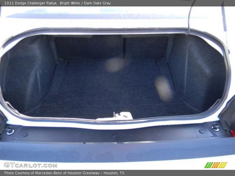 Bright White / Dark Slate Gray 2011 Dodge Challenger Rallye