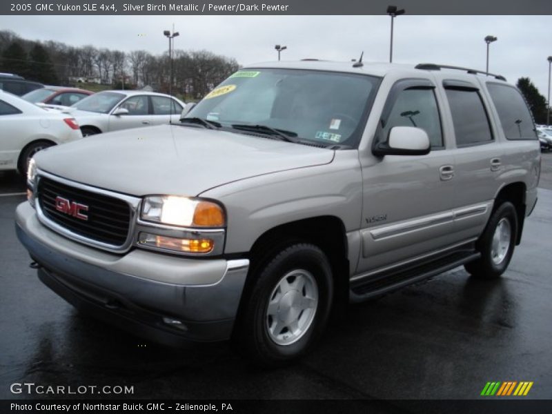 Silver Birch Metallic / Pewter/Dark Pewter 2005 GMC Yukon SLE 4x4