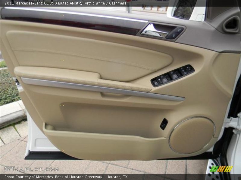 Arctic White / Cashmere 2011 Mercedes-Benz GL 350 Blutec 4Matic