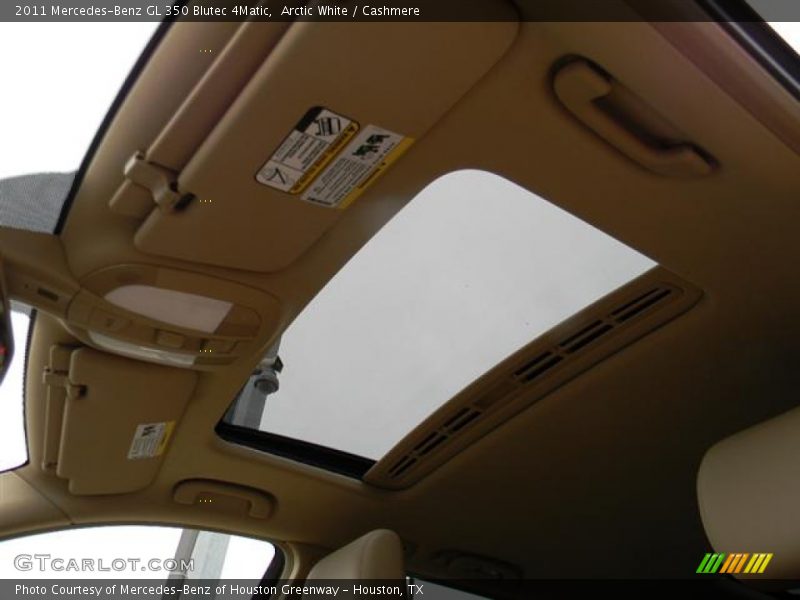 Arctic White / Cashmere 2011 Mercedes-Benz GL 350 Blutec 4Matic