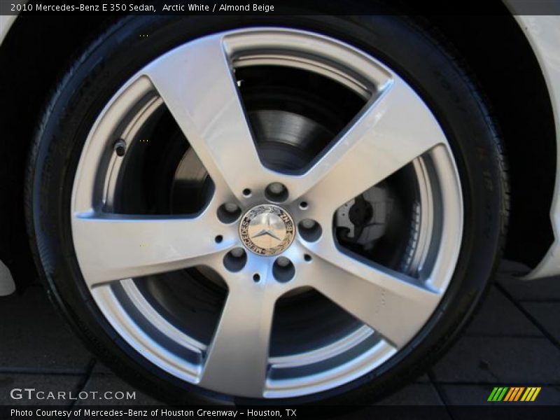 Arctic White / Almond Beige 2010 Mercedes-Benz E 350 Sedan