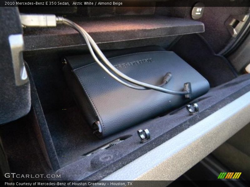 Arctic White / Almond Beige 2010 Mercedes-Benz E 350 Sedan