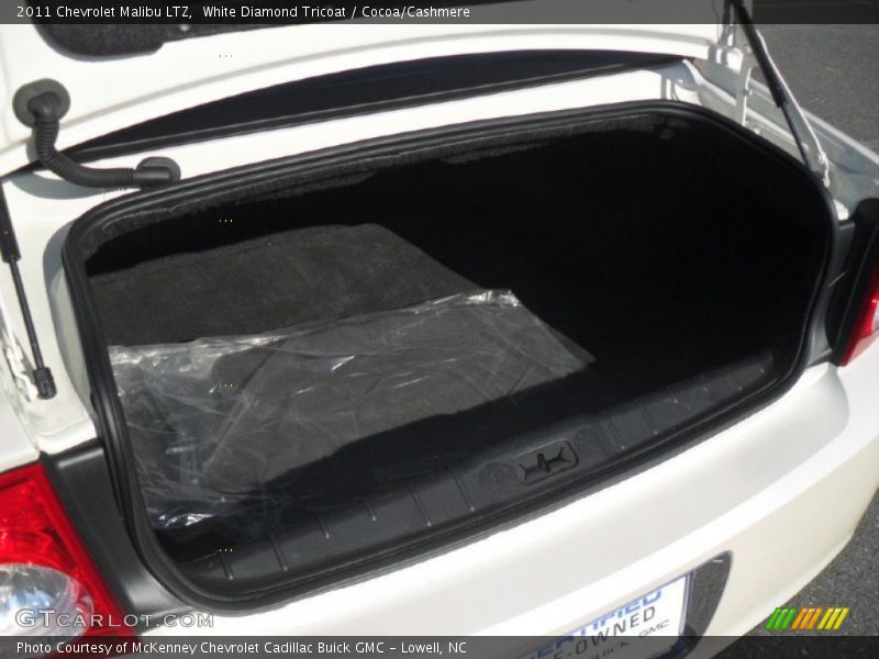 White Diamond Tricoat / Cocoa/Cashmere 2011 Chevrolet Malibu LTZ