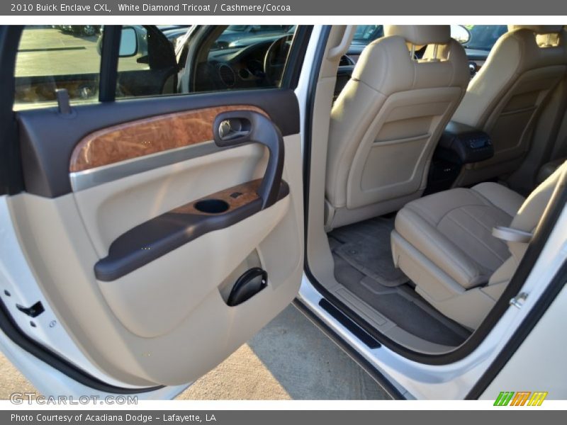 White Diamond Tricoat / Cashmere/Cocoa 2010 Buick Enclave CXL