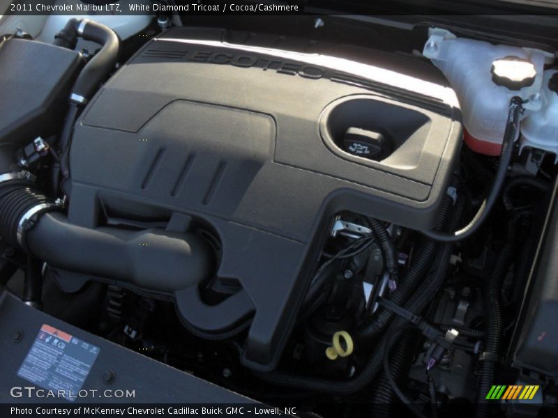 White Diamond Tricoat / Cocoa/Cashmere 2011 Chevrolet Malibu LTZ