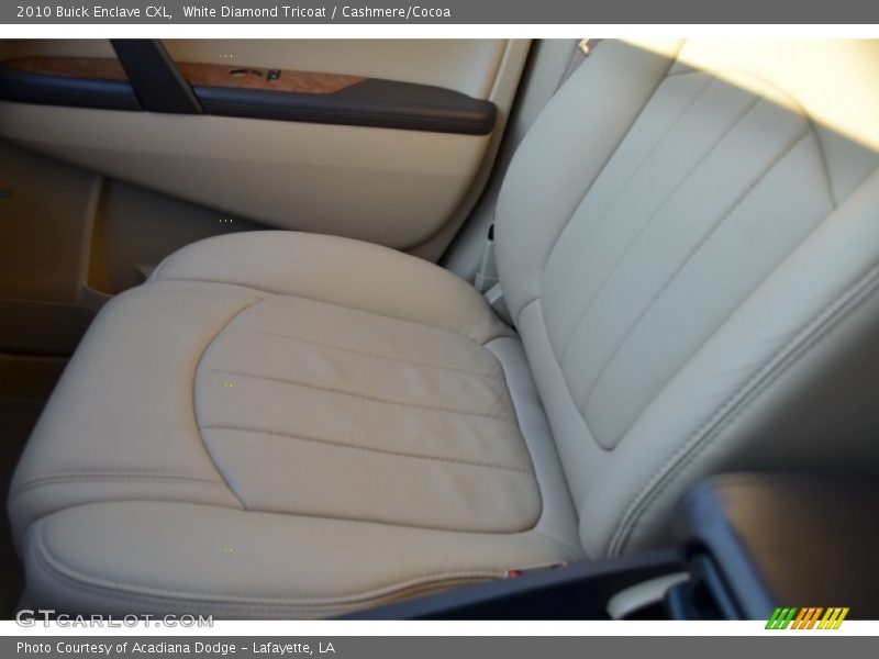 White Diamond Tricoat / Cashmere/Cocoa 2010 Buick Enclave CXL