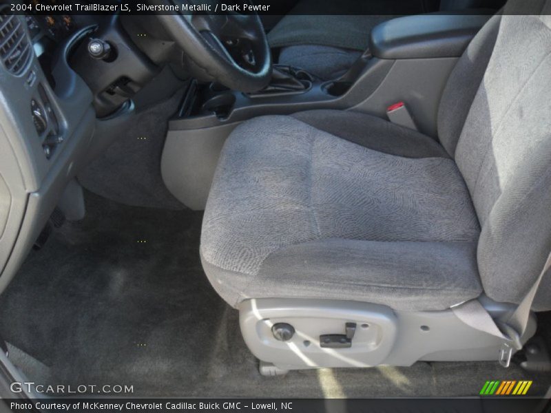 Silverstone Metallic / Dark Pewter 2004 Chevrolet TrailBlazer LS