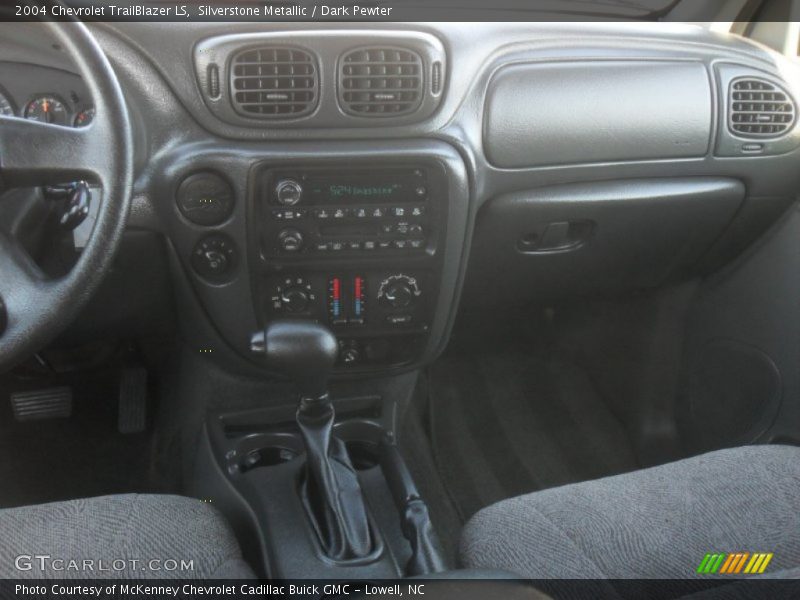 Silverstone Metallic / Dark Pewter 2004 Chevrolet TrailBlazer LS