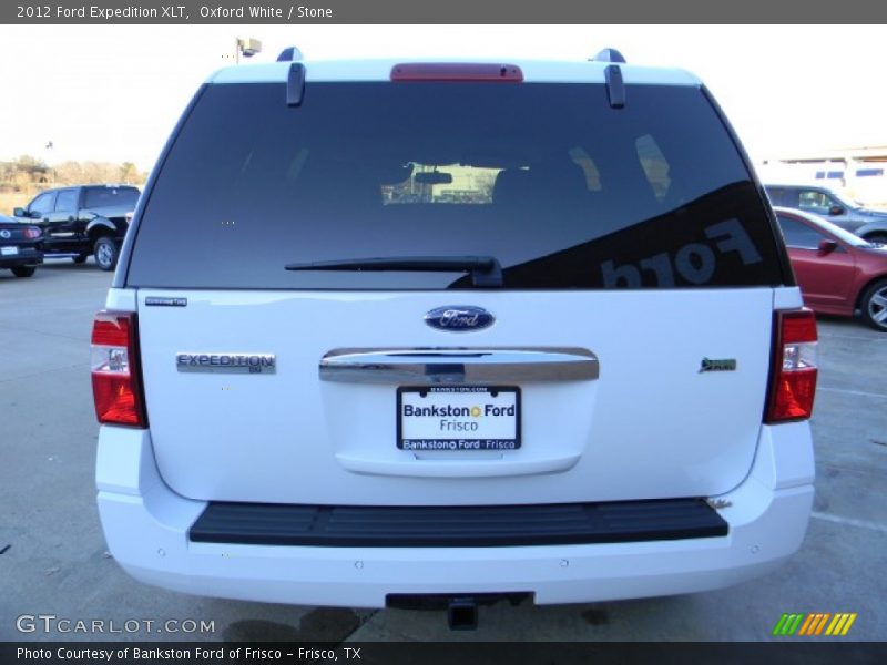 Oxford White / Stone 2012 Ford Expedition XLT